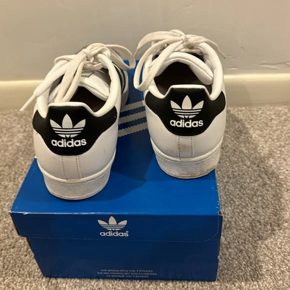 Adidas Superstar silver metal cap toe sneakers - Picture 4 of 8